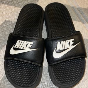 Nike men slide